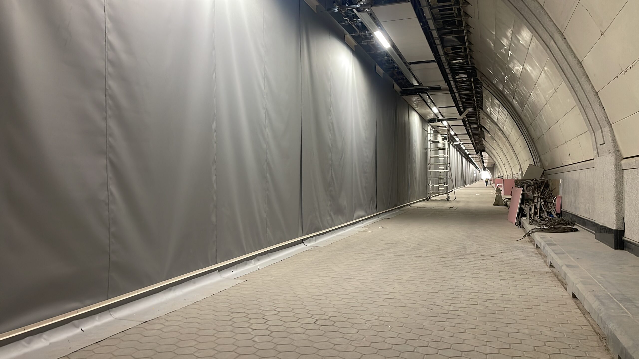 Mecca Tunnels - Saudi Arabia, Smoke Curtains
